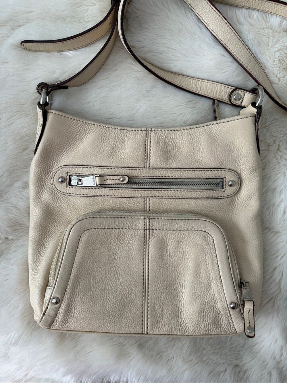 Tignanello Cream Leather Crossbody Bag Front Organizer Pocket Purse Off White